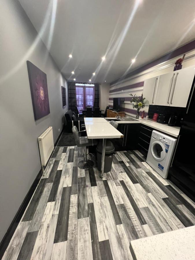 Boutique Blackpool 2 Bed Grey Apartment Sleeps 10 Exterior photo