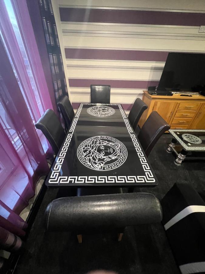 Boutique Blackpool 2 Bed Grey Apartment Sleeps 10 Exterior photo